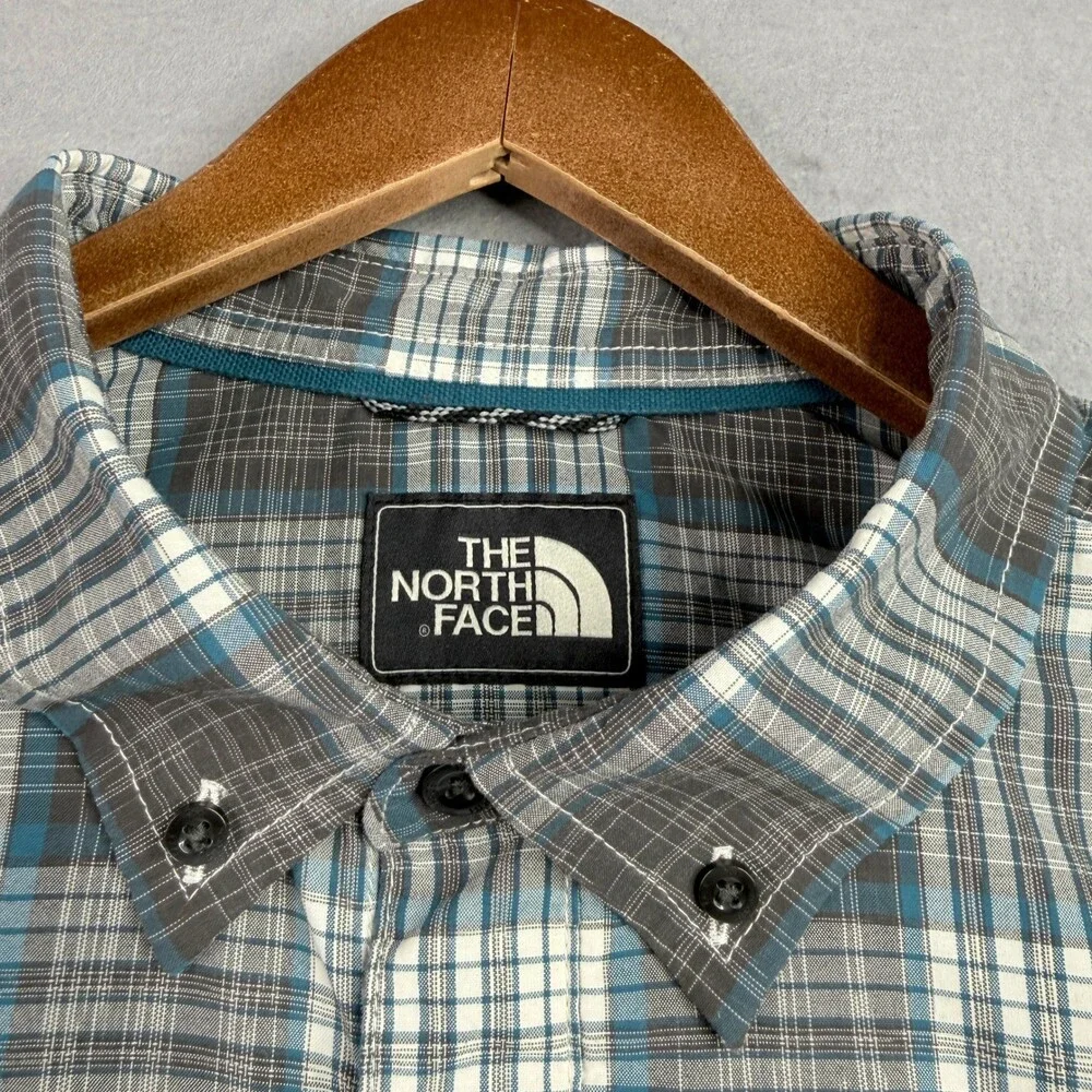 The North Face Shirt Mens XL Gray Blue Plaid Short Sleeve Button Down Nylon